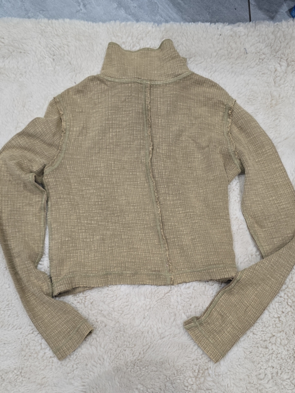 Pilcro Ribbed Zip-Front Top in Olive - Picture 4 of 4